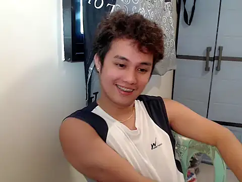 Utopia_20 Pertunjukan Webcam