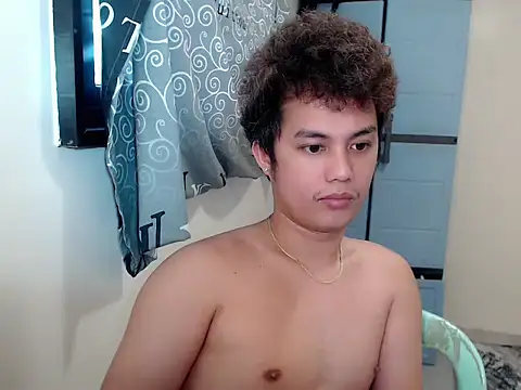 Utopia_20 Pertunjukan Webcam
