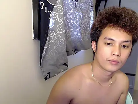 Utopia_20 – webcam-show