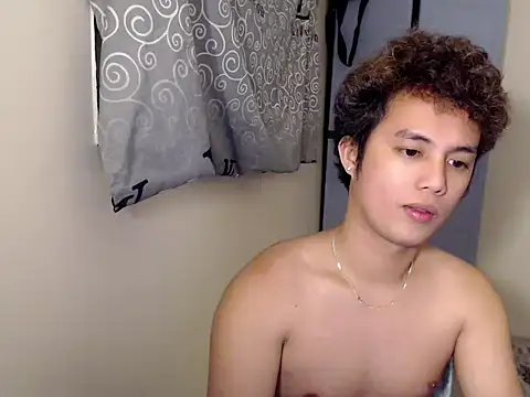 Utopia_20 Pertunjukan Webcam