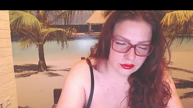 Show de Queen__Natasha na webcam