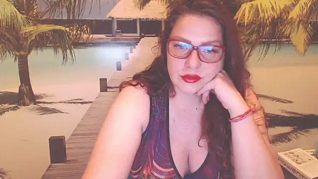 Chat +18 de Queen__Natasha ao vivo