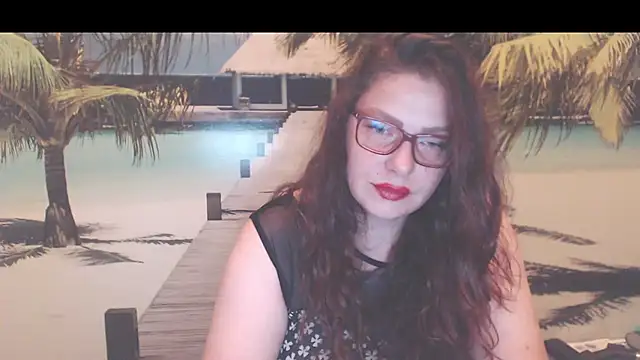 Queen__Natasha Chat XXX in diretta