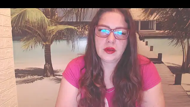 Queen__Natasha Chat XXX in diretta