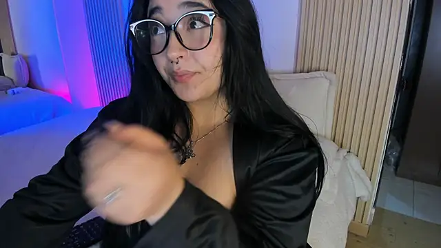Chatroom XXX en direct de Miss_Loise