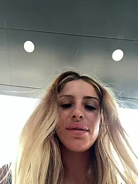 SophieVJ Show in webcam