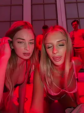 Show modela SophieVJ na web-kameri
