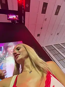 SophieVJ webcam show