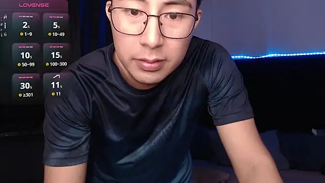 andrewmhilton_ Show Webcam