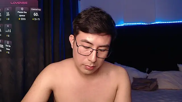 andrewmhilton_ Show Webcam