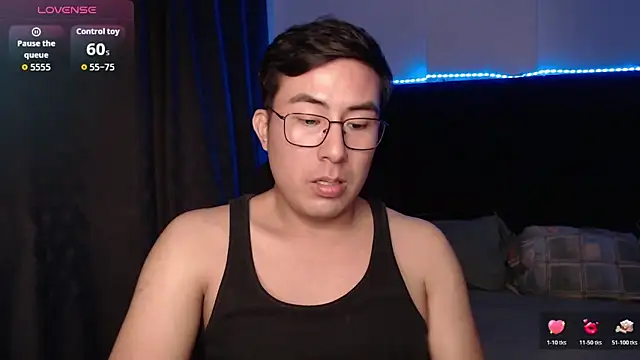 andrewmhilton_ 网络视讯表演