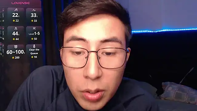 andrewmhilton_ Show Webcam