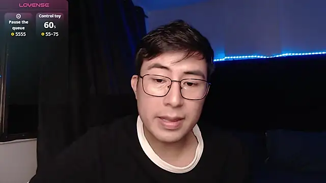 andrewmhilton_ Show Webcam