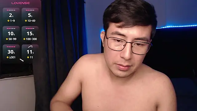andrewmhilton_ Show Webcam