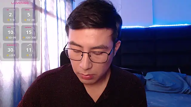 andrewmhilton_ Show Webcam