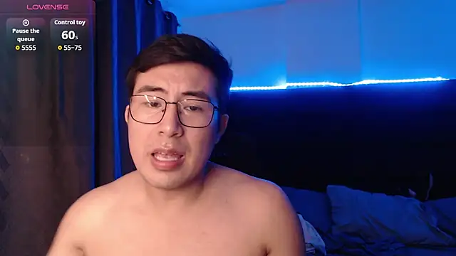 andrewmhilton_'s Webcam Show