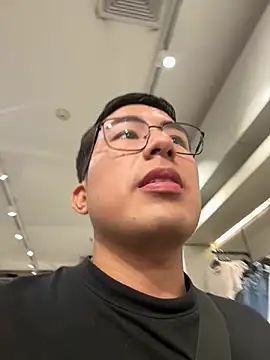 andrewmhilton_ Шоу с уебкамера