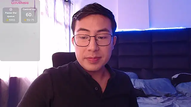 andrewmhilton_ 网络视讯表演