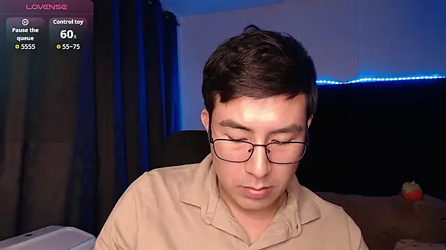 andrewmhilton_'s Webcam Show