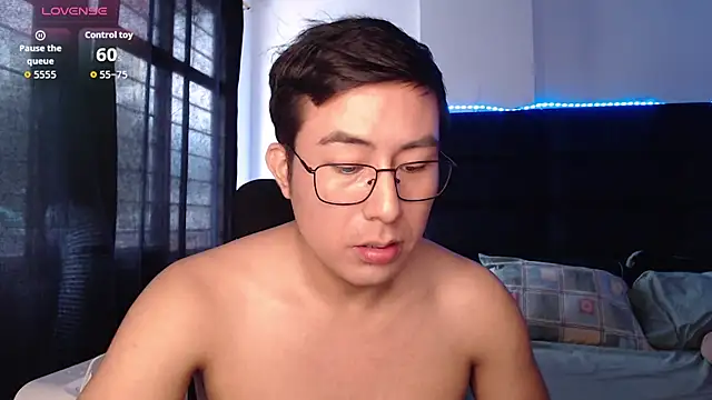 andrewmhilton_ webkamerás műsora
