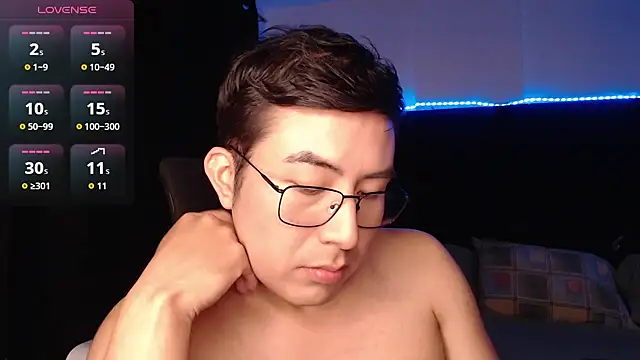 andrewmhilton_ 网络视讯表演