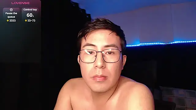 عرض كام andrewmhilton_