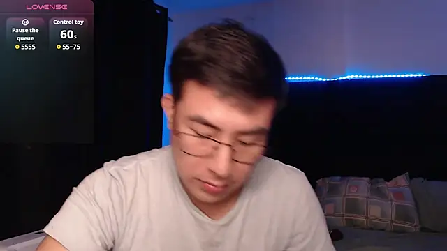 andrewmhilton_ Show Webcam