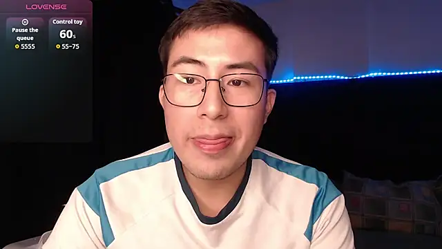 andrewmhilton_'s Webcam Show