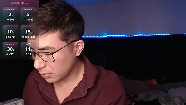 andrewmhilton_ 网络视讯表演