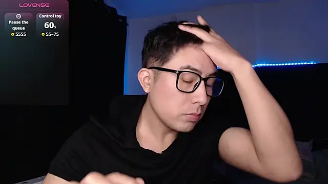 andrewmhilton_'s Webcam Show