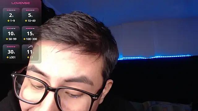عرض كام andrewmhilton_
