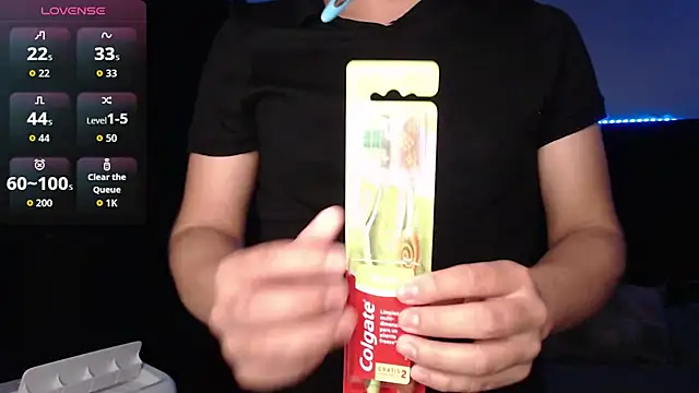 andrewmhilton_ Show Webcam