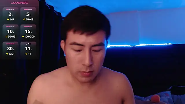 andrewmhilton_ 网络视讯表演