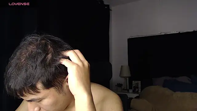 andrewmhilton_'s Webcam Show