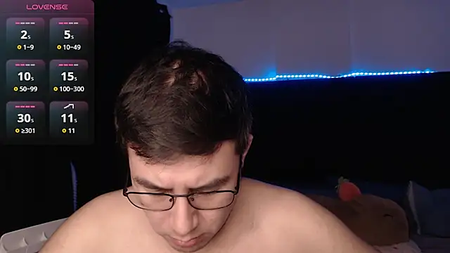 andrewmhilton_'s Webcam Show