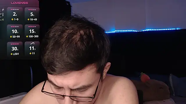 andrewmhilton_ Show Webcam