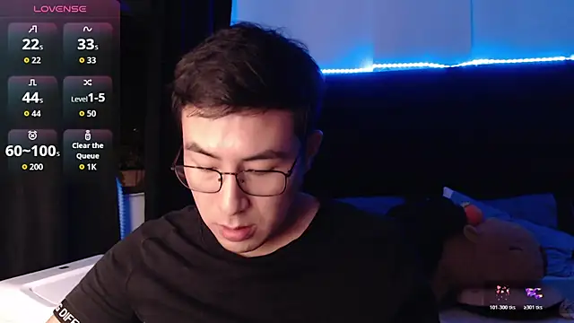 andrewmhilton_ Show Webcam