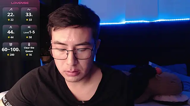 andrewmhilton_'s Webcam Show