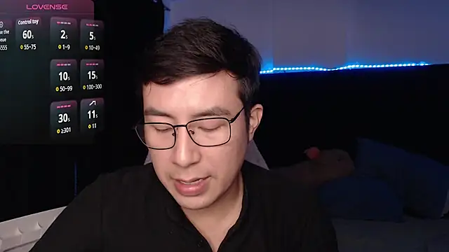 andrewmhilton_ Show Webcam
