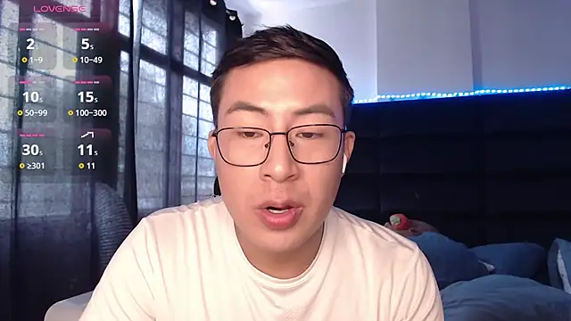 andrewmhilton_のウェブカメラショー