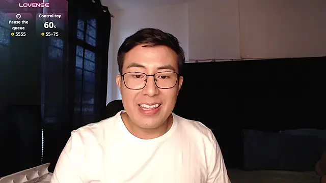andrewmhilton_ webkamerás műsora