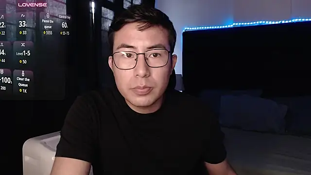 andrewmhilton_'s Webcam Show