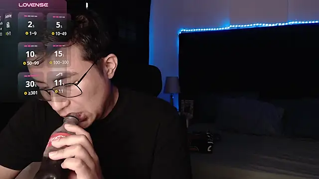 عرض كام andrewmhilton_