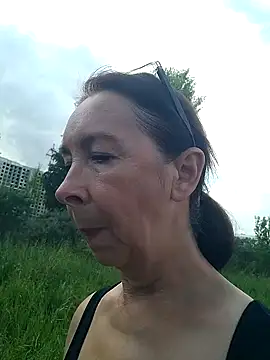 Celine_Faer1's Live XXX Chat