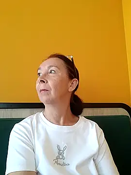 Celine_Faer1's Webcam Show