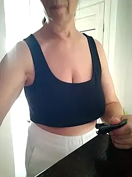 Celine_Faer1's Live XXX Chat
