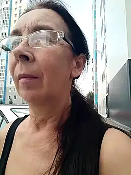 Czat XXX na żywo – Celine_Faer1