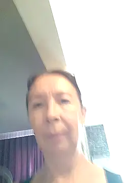 Celine_Faer1n Live chat-huone