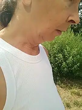Celine_Faer1のライブXXXチャット