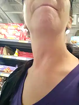 Celine_Faer1のウェブカメラショー